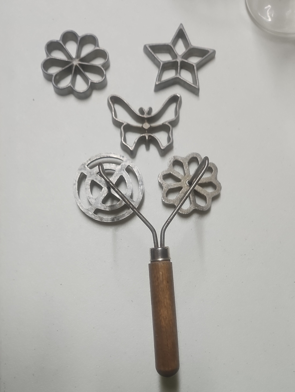 Vintage Wooden-Handled Pastry Stamping Set - Floral, Star, Butterfly Designs